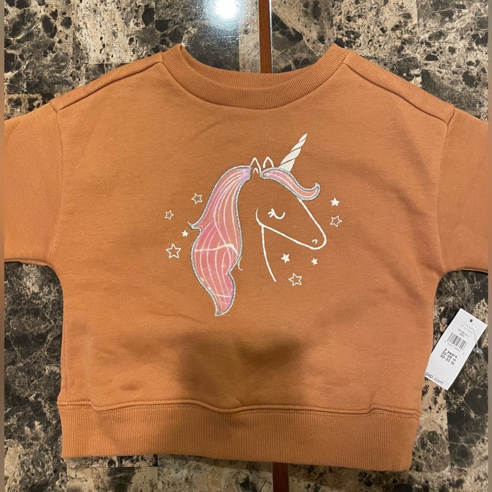 Toddler Girl Baby Gap Unicorn Sweatshirt - Picture 2 of 6
